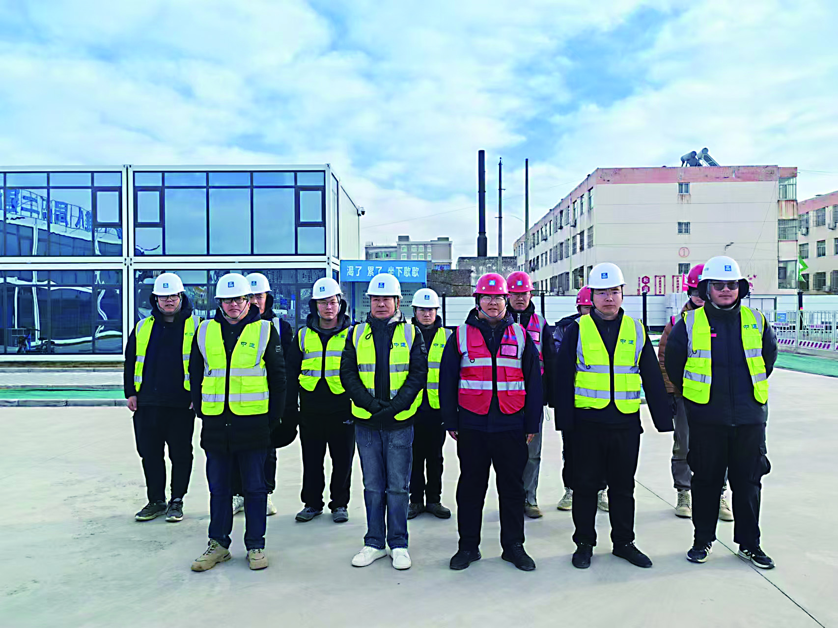 圖:中建八局二公司視工友如親人,建特色文化園豐富工人生活。