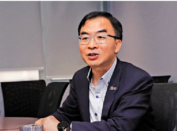 圖:陳卓禧支持修訂《專上學院條例》。