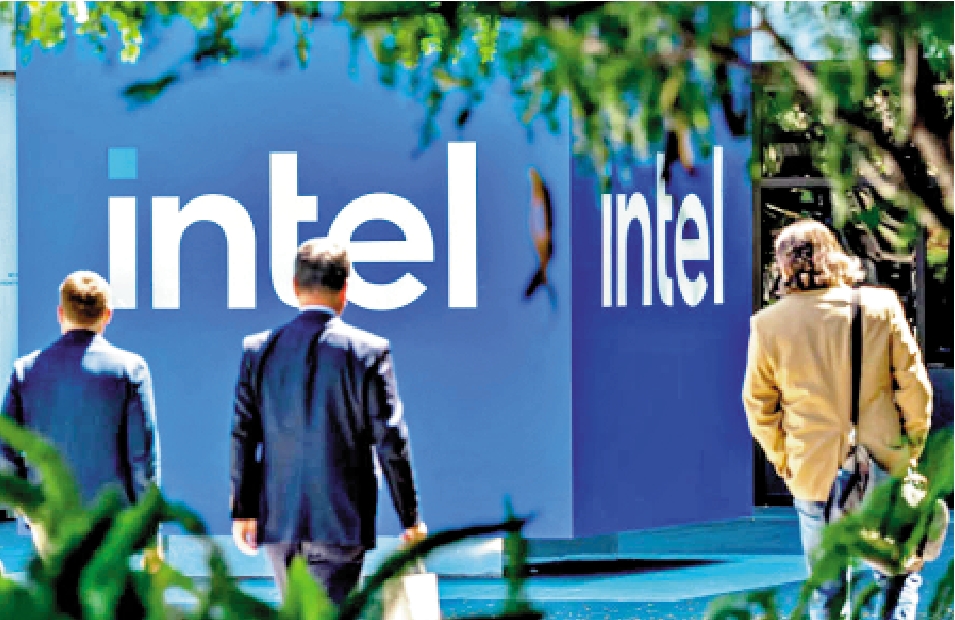 　　圖：英特爾為減省成本，去年裁減1.5萬人。