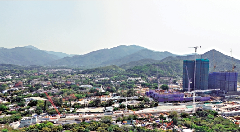 　　圖：甯漢豪認為，發展北都可拆牆鬆綁，容許村屋經營民宿和食肆。