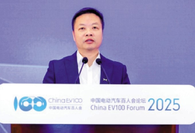圖:何小鵬表示,小鵬汽車在低空領域已累計投入逾百億元人民幣。