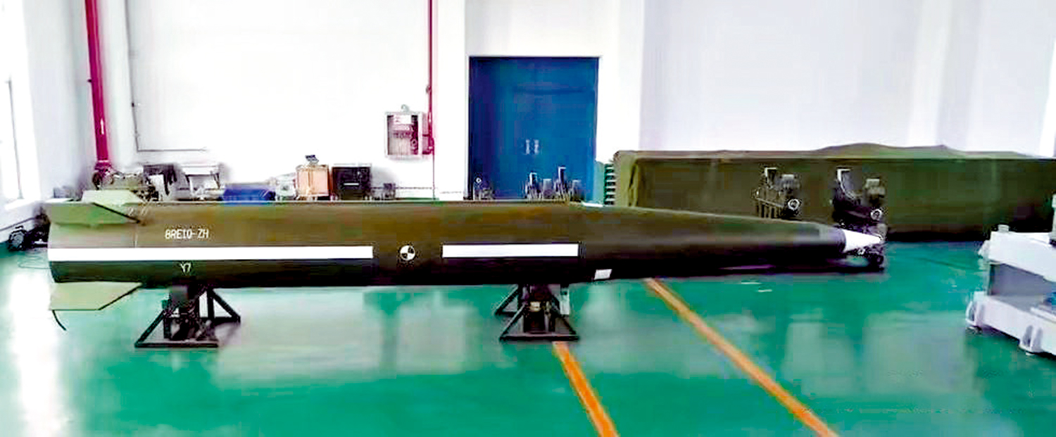 圖:BRE10型750毫米遠程火箭彈射程達500公里。
