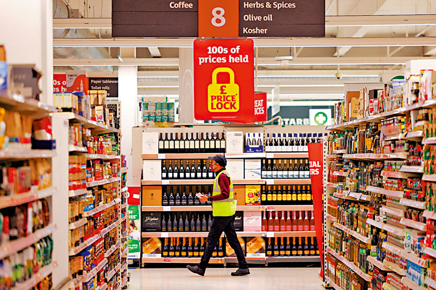 　　圖：英國政府宣布暫停對89種產品徵收關稅，以減輕企業和消費者負擔。\資料圖片