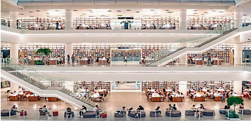 圖:深圳圖書館北館設計藏書量800萬冊,座位2500個。