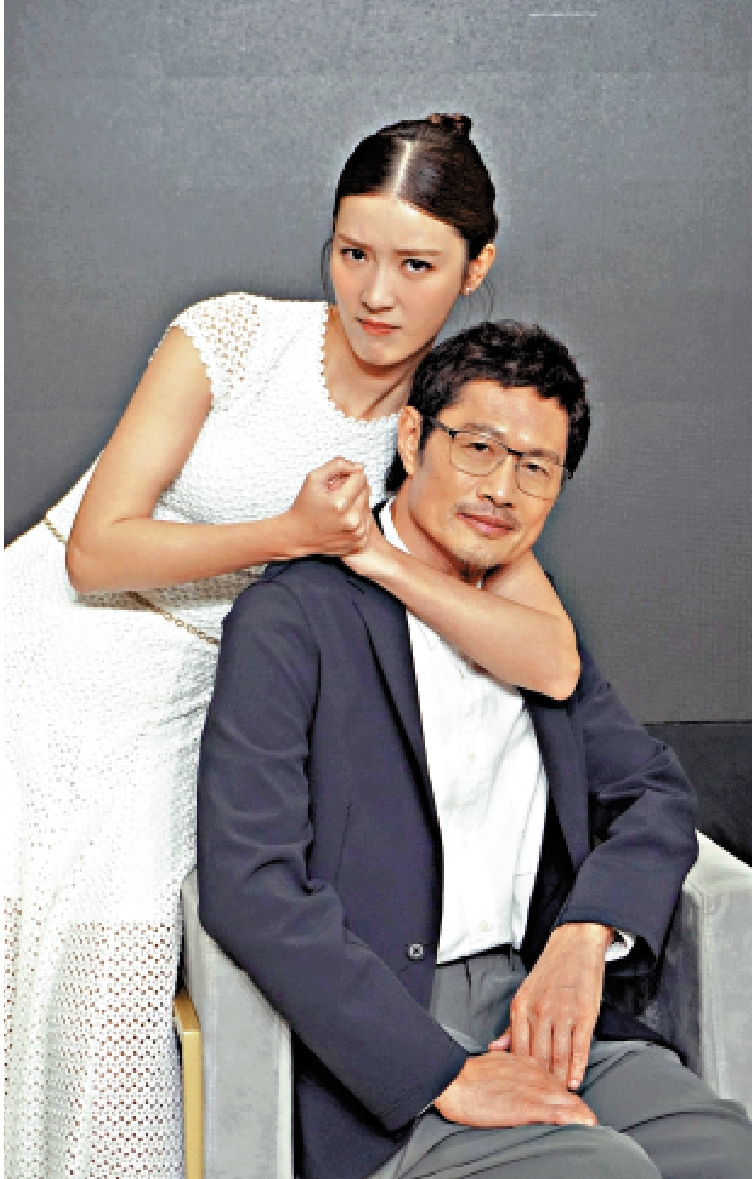 　　圖：在劇集《麻甩媽咪》中，余香凝被黃德斌的靈魂附着，變身「麻甩佬」。\大公報記者溫穎芝攝