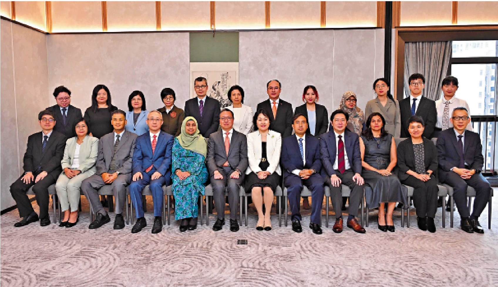 圖:署理行政長官林定國昨日與到訪的中國-東盟聯合合作委員會代表團成員會面。