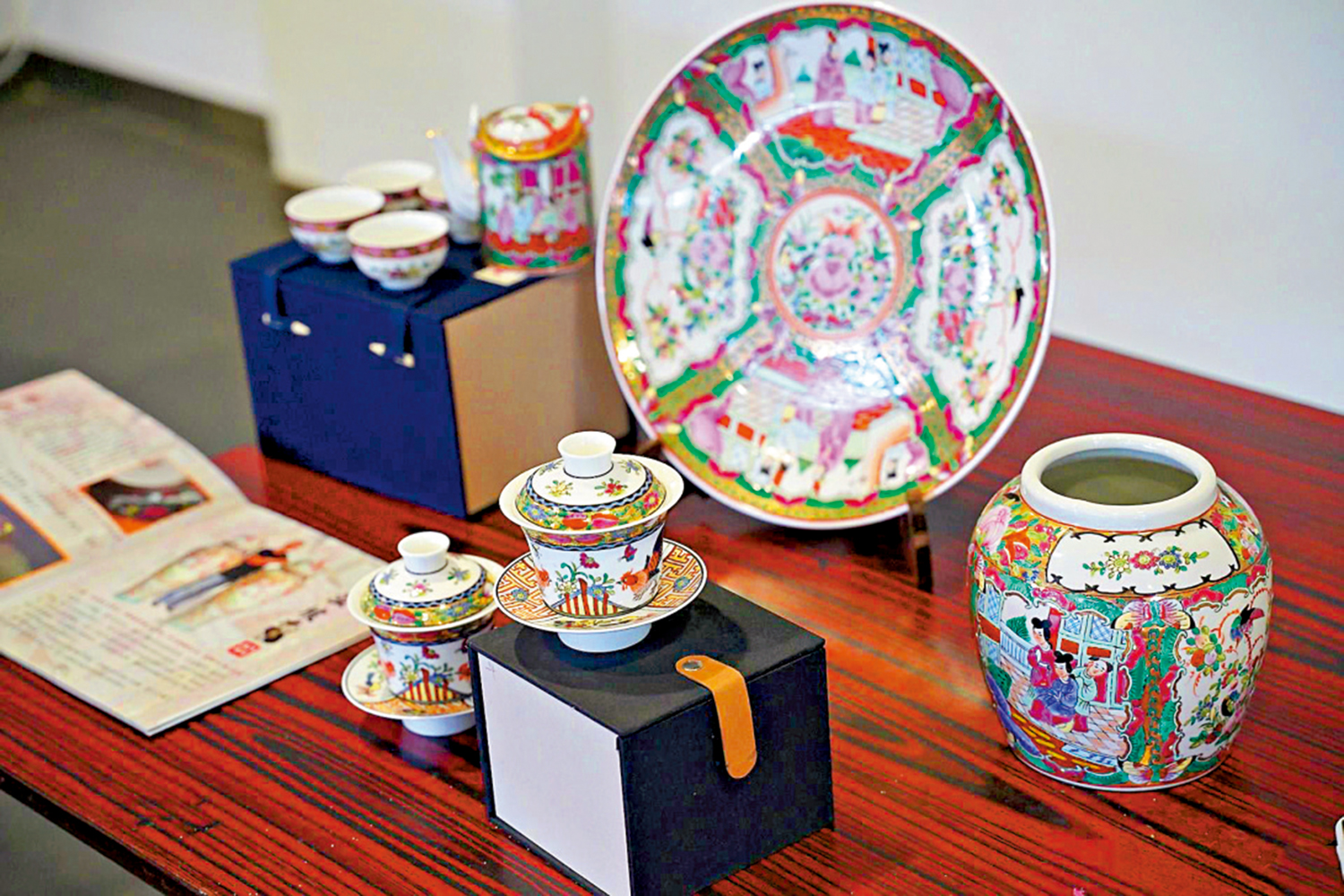圖:澳門的廣彩作品。