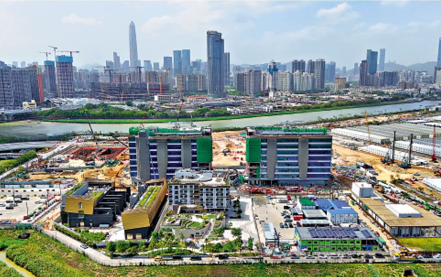 圖:甯漢豪表示,河套香港園區工程如火如荼,下半年將會有首批租戶進駐,現時已與近30間企業深入商討。