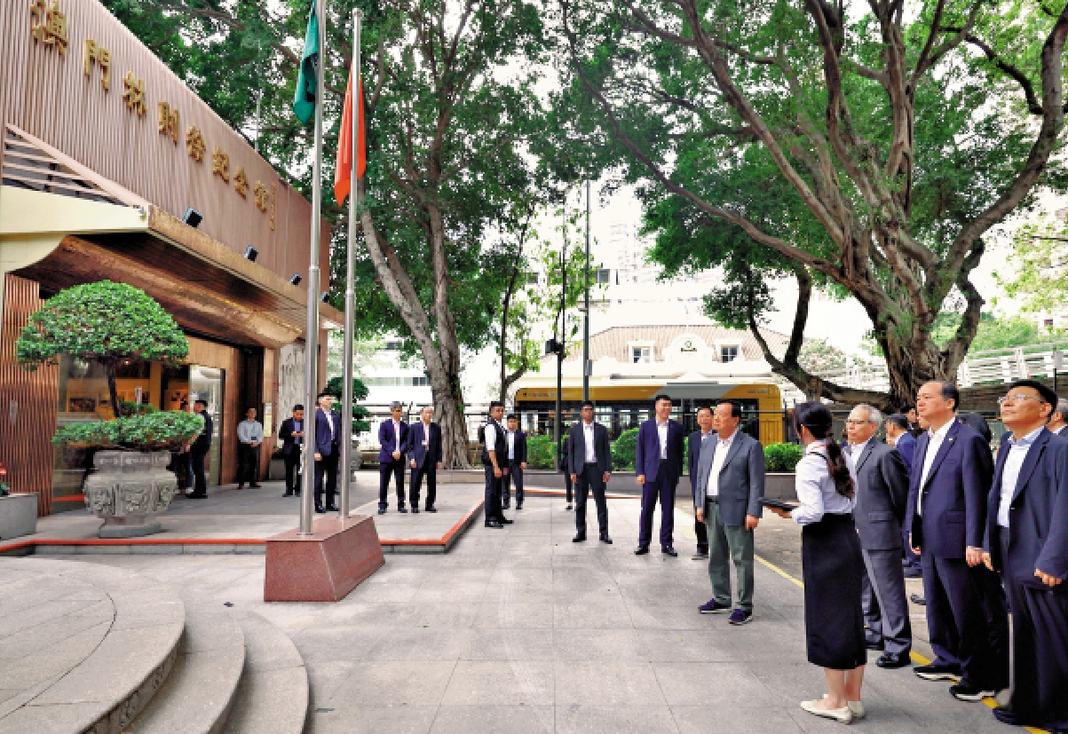 　　圖：夏寶龍主任考察林則徐紀念館。