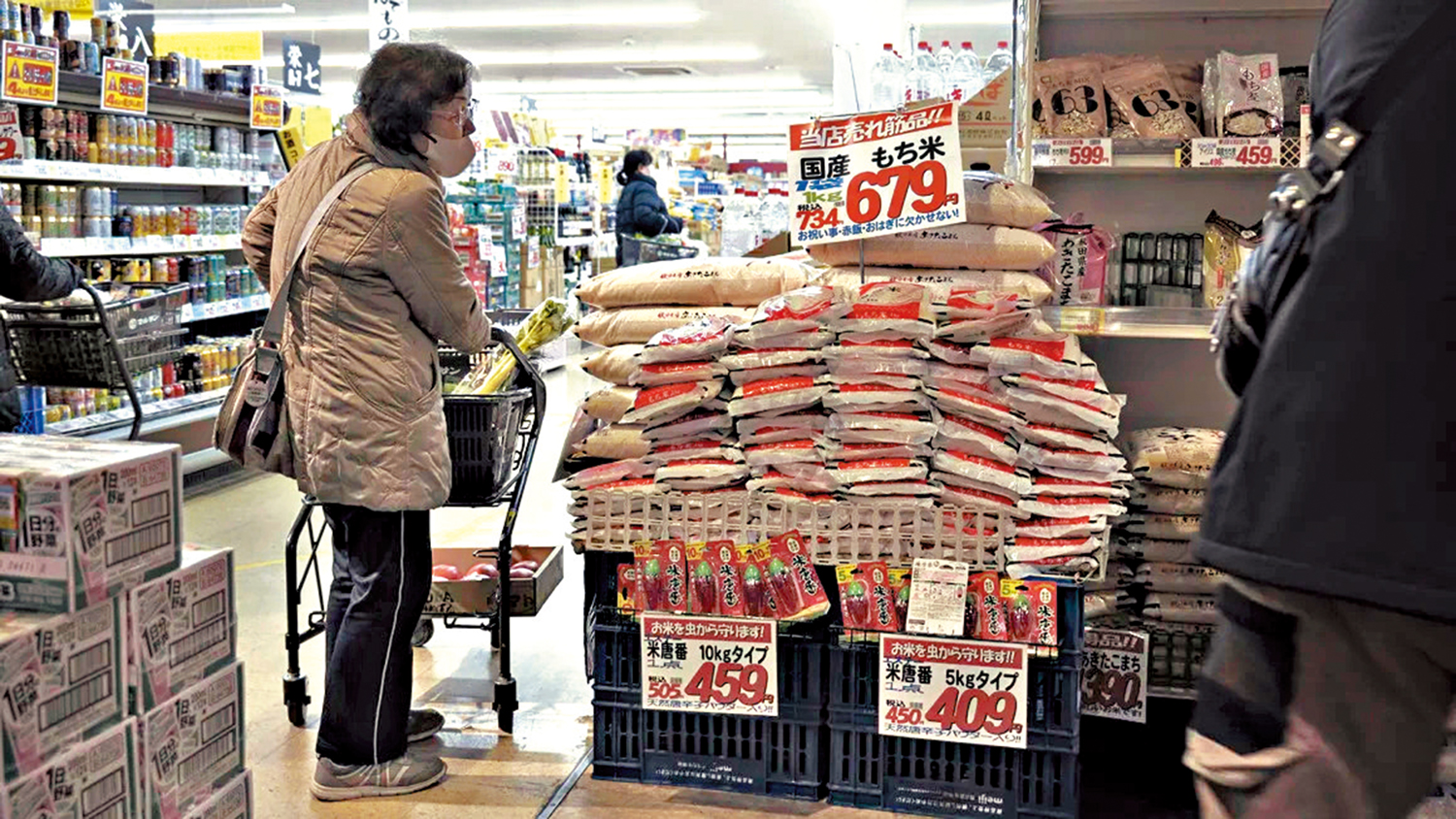 　　圖：日本米價居高不下，大米意外成為日本母親節熱門禮物。\網上圖片
