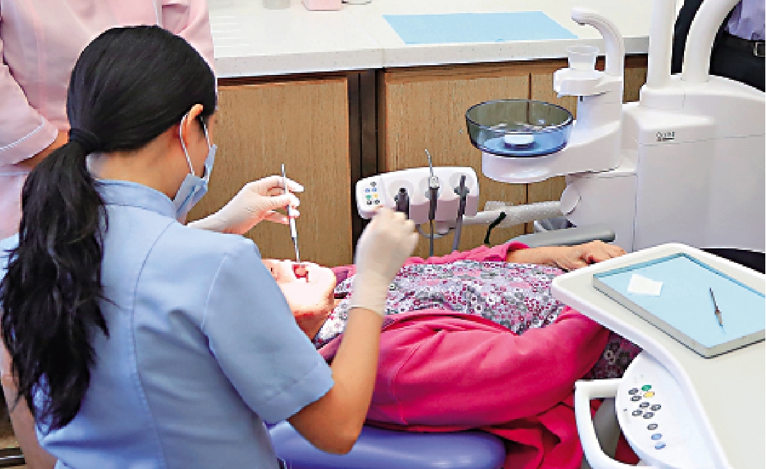 　　圖：「社區牙科支援計劃」將資助合資格人士，接受口腔檢查、補牙或拔牙等服務。