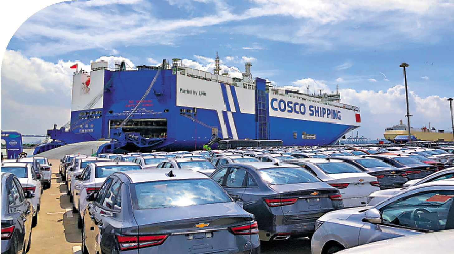 　　圖：「遠海口」輪首航搭載多個中國品牌新能源車，駛向地中海主要港口。\大公報記者方俊明攝