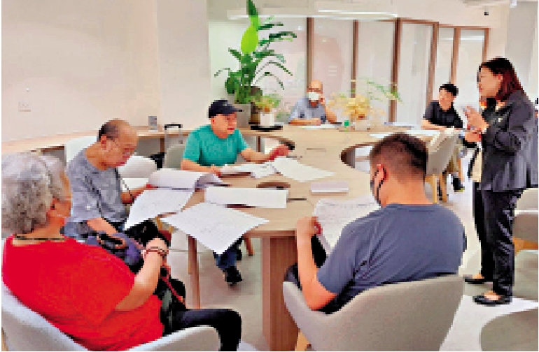 圖:市建局與香港房屋經理學會組成的團隊,在招標過程為業主提供專業建議,協助揀選物管公司。