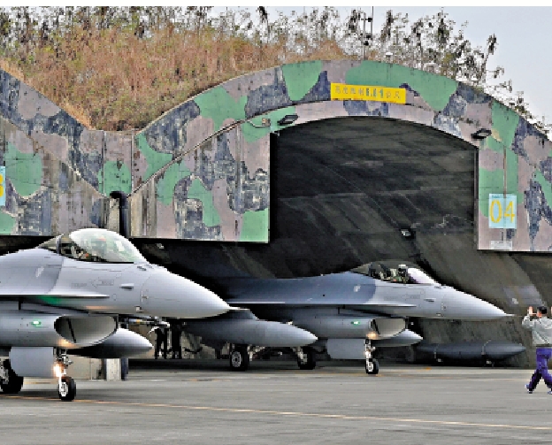 　　圖：美國將延遲向台灣交付66架F-16V戰機。\資料圖片