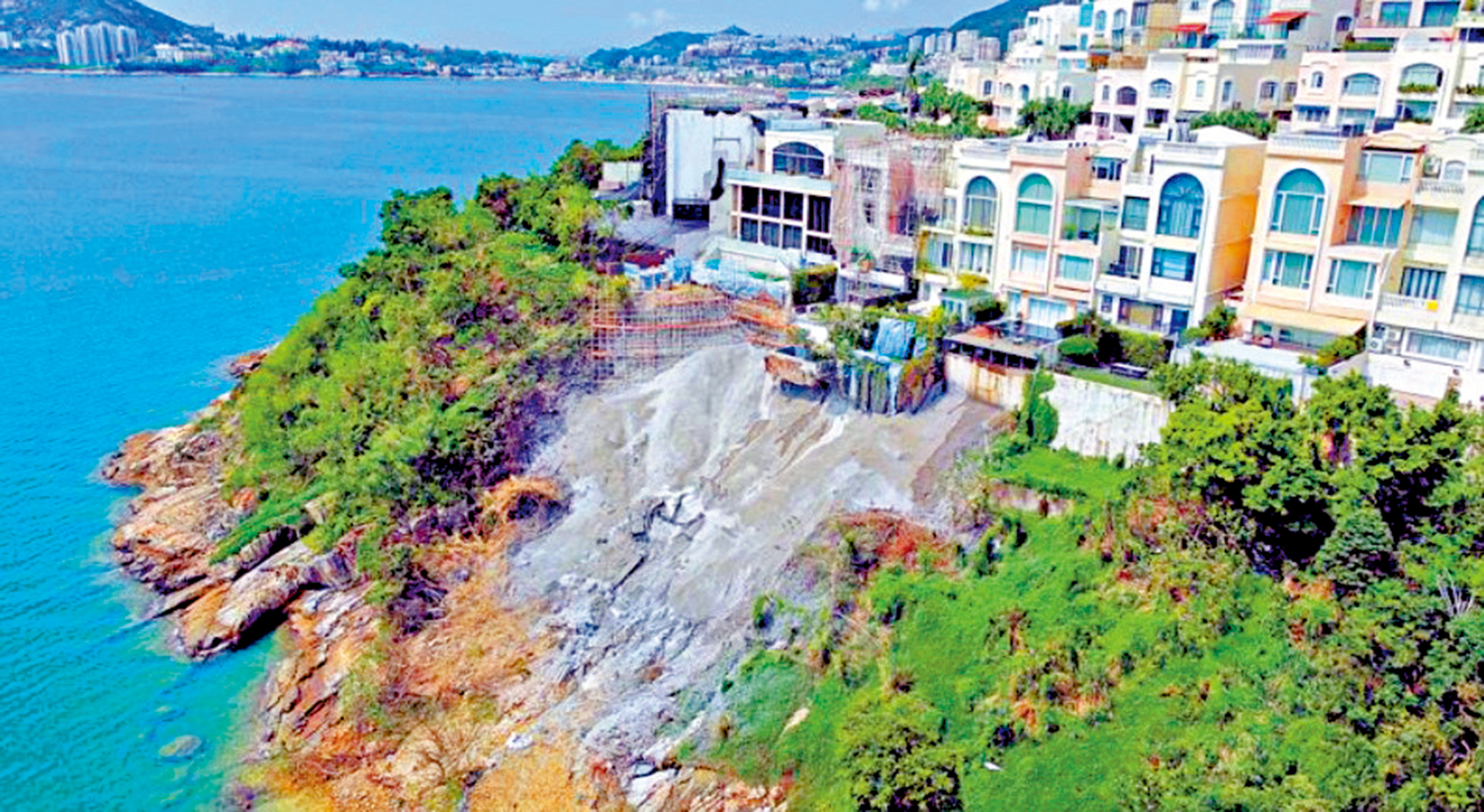 　　圖：紅山半島有獨立屋僭建，被屋宇署發出清拆令及「釘契」。