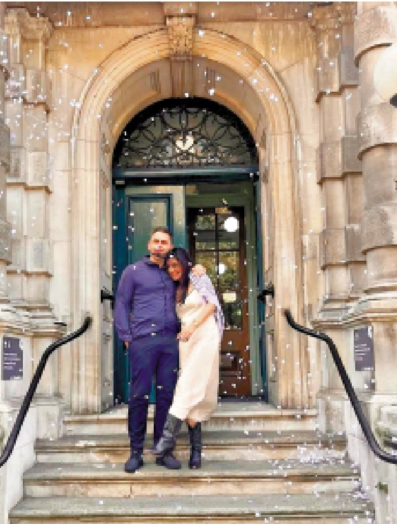 　　圖：奧蘇利雲日前公布婚訊。\網上圖片