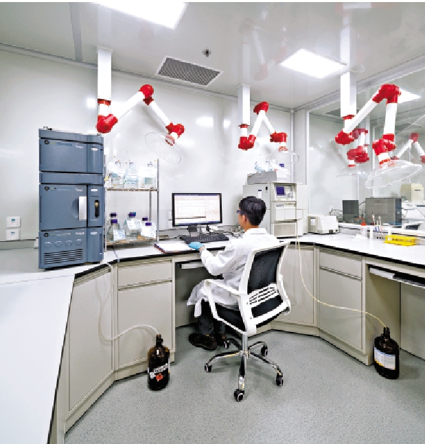 　　圖：維特健靈公司團隊在陳曦齡帶領下渡過多個難關。