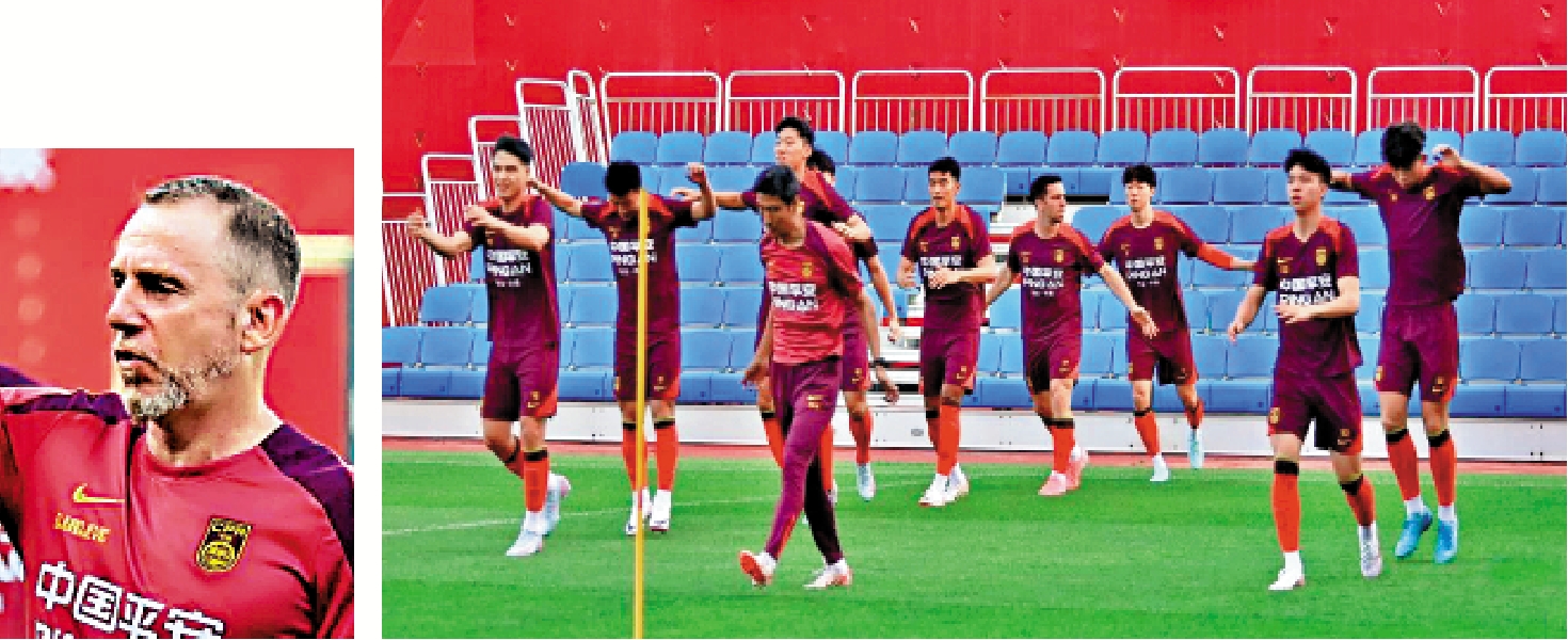 　　左圖：國足暫代教練久爾傑維奇。\新華社；右圖：國足球員進行集訓，為下周一東亞盃首戰作準備。\新華社