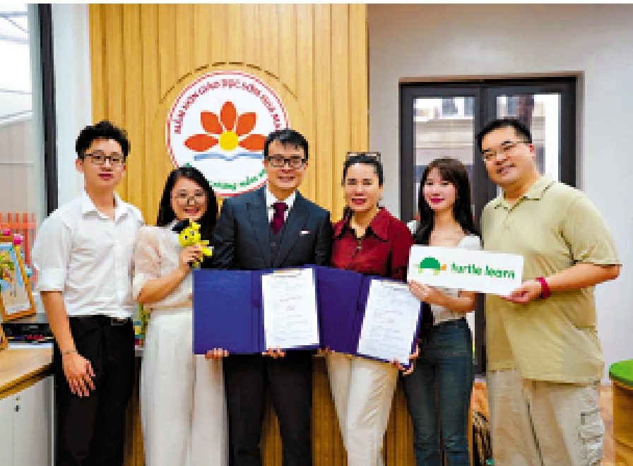 　　圖：羅建忠到越南尋找合作夥伴，積極開拓東南亞市場。\受訪者供圖