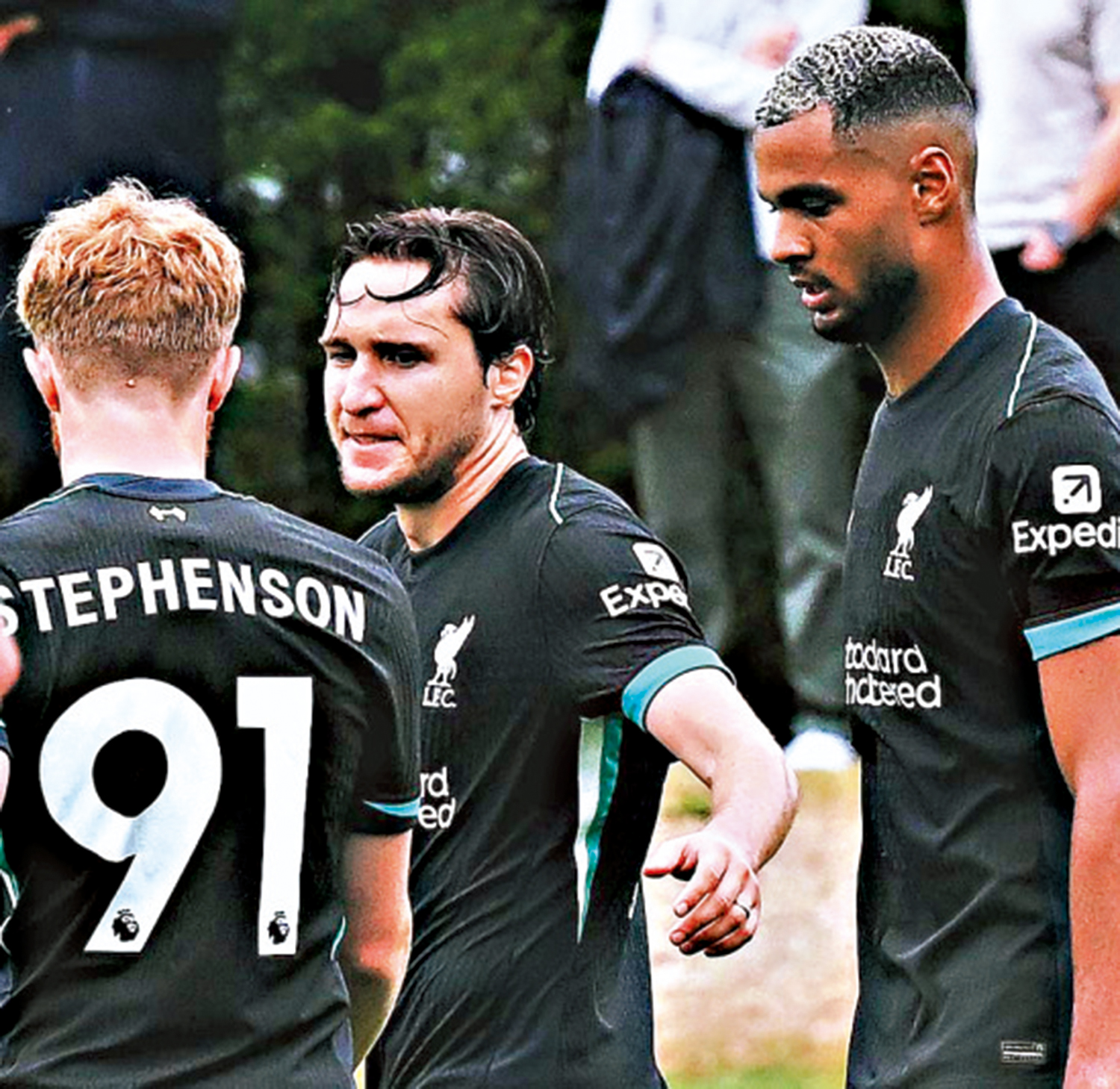 　　圖：基艾沙（右二）不在訪港名單之中。