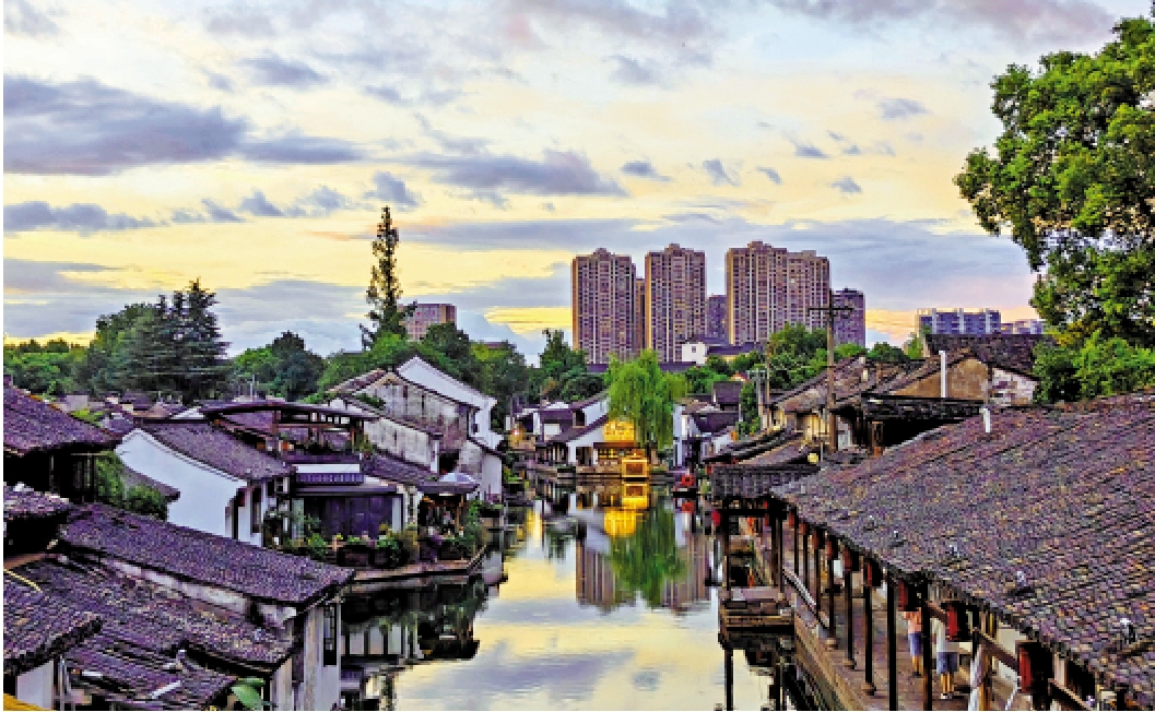 　　圖：古城天色。\作者供圖