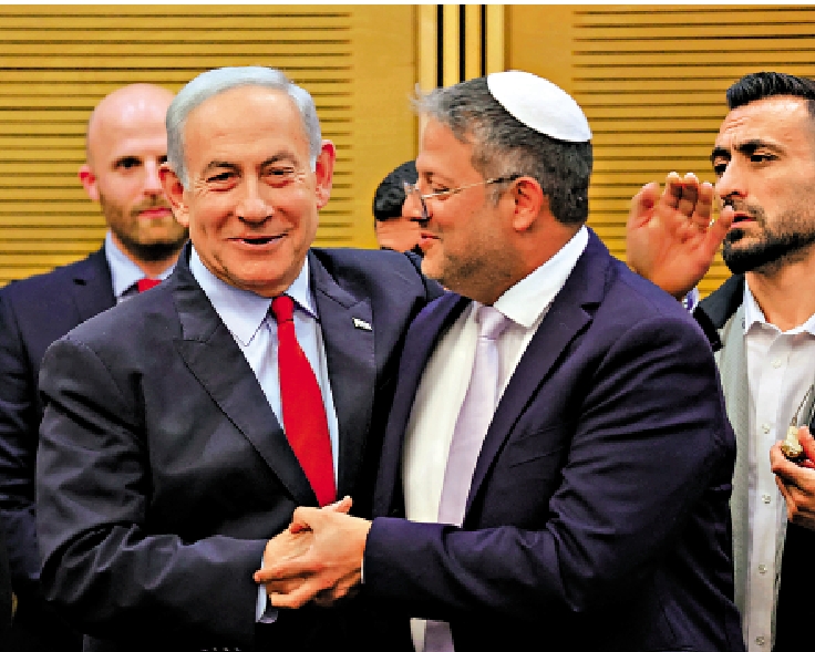 　　圖：內塔尼亞胡（左）與以國家安全部長本｜格維爾。\法新社