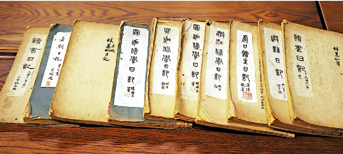 　　圖：記錄抗戰所見所感的「林氏三姐弟十冊日記」原本歸藏中山大學。\受訪者供圖