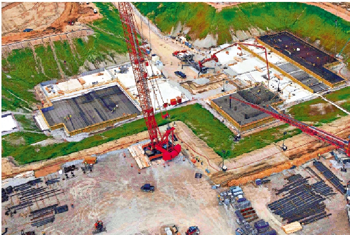 　　圖：英特爾位於俄亥俄州的芯片工廠，建設工程還在進行中。\網絡圖片