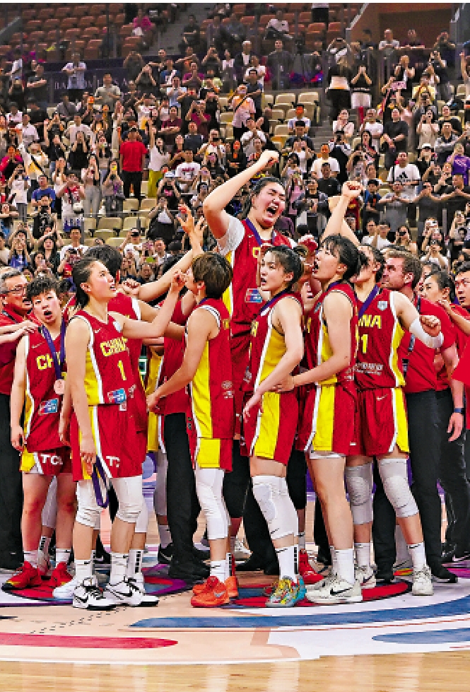 　　圖：中國女籃在上月的女籃亞洲盃中獲得季軍。/資料圖片