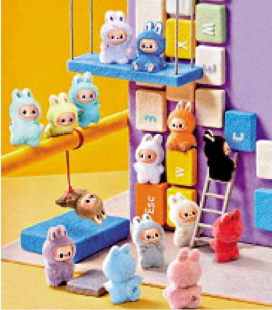 　　圖：泡泡瑪特昨日在內地社交平台宣布迷你版Labubu新品的發售細節。