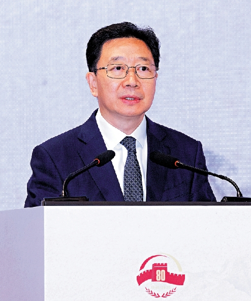 　　圖：周霽表示，要講好抗戰故事，引導香港青少年增強國家認同感。