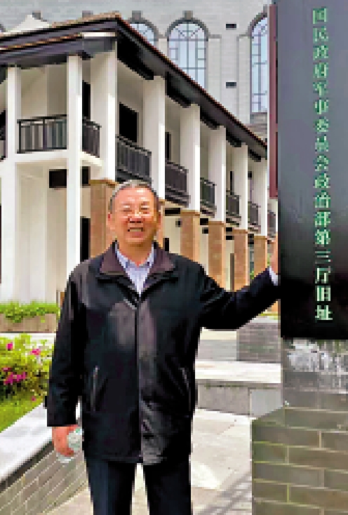 　　圖：孩子劇團首任團長吳新稼之子吳驊。