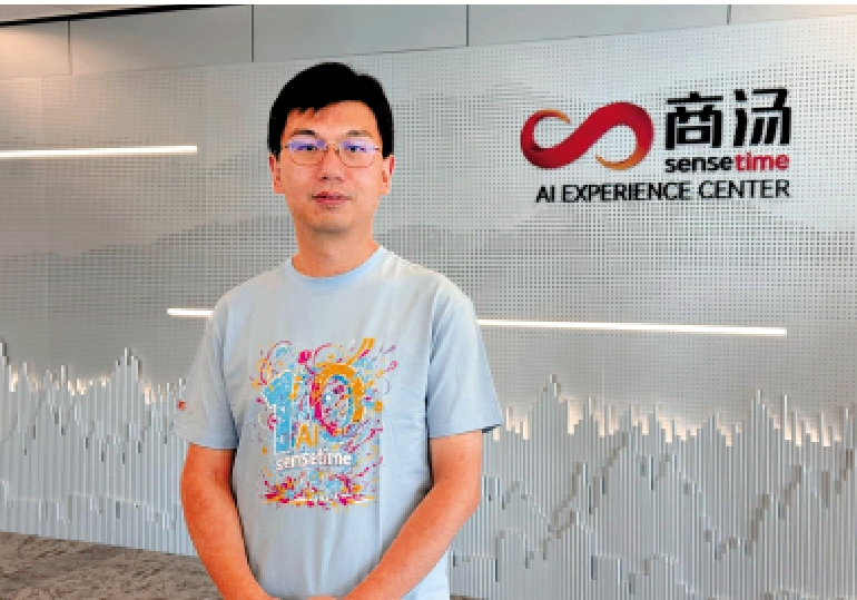 　　圖：徐立預料，機器人將成為商湯的收入增長動力之一。\大公報記者李潔儀攝