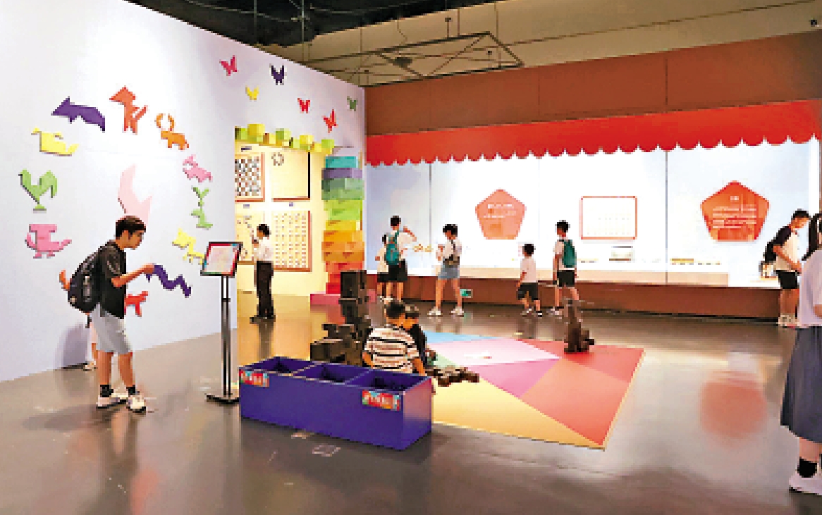 　　圖：「一起玩：藏在博物館裏的玩具」展廳現場。