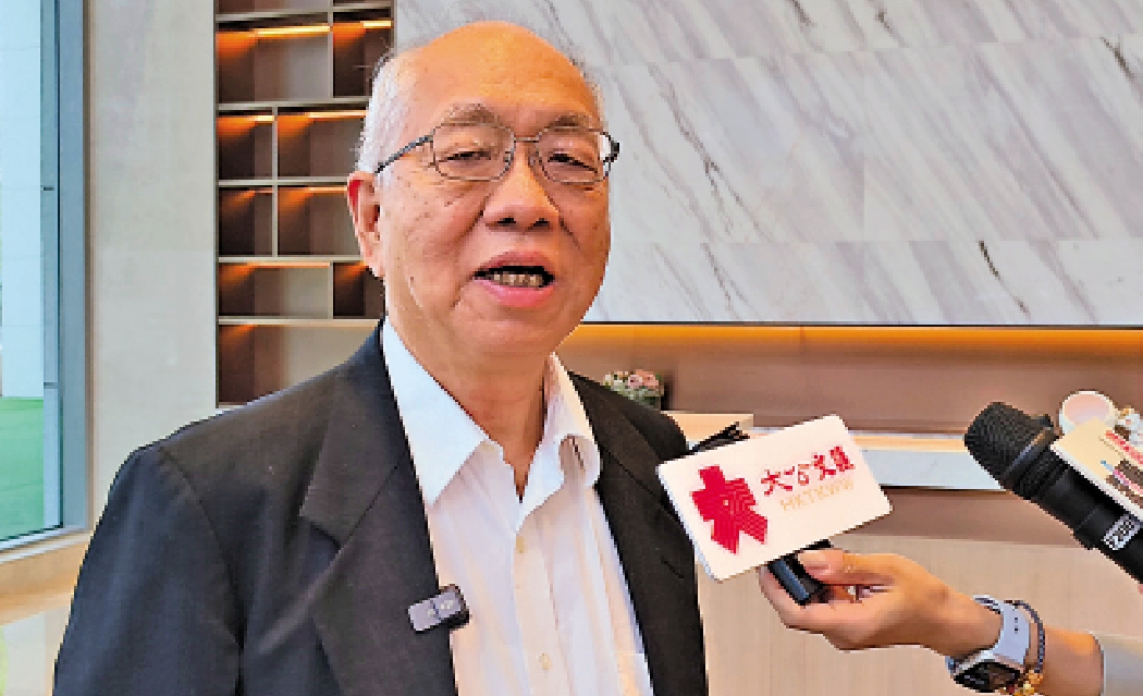 　　圖：中國科學院外籍院士、河套數學與交叉學科研究院理事長丘成桐接受《大公報》採訪。\大公報記者胡永愛攝