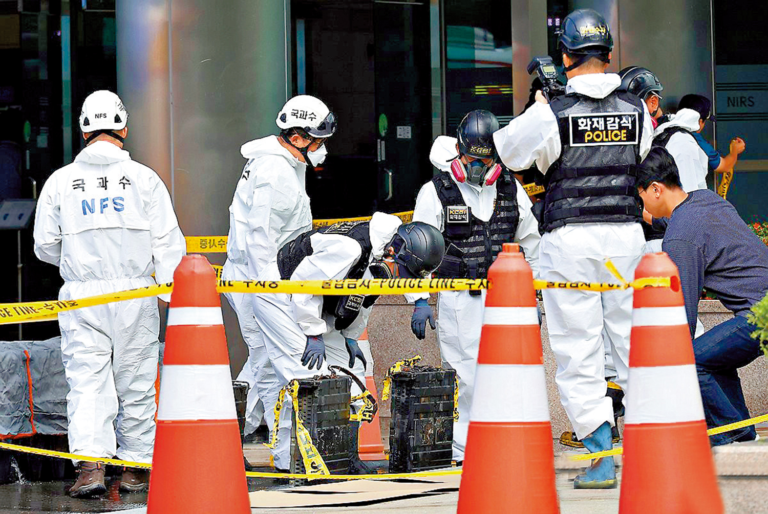 　　圖：韓國警方正調查起火原因。\網絡圖片