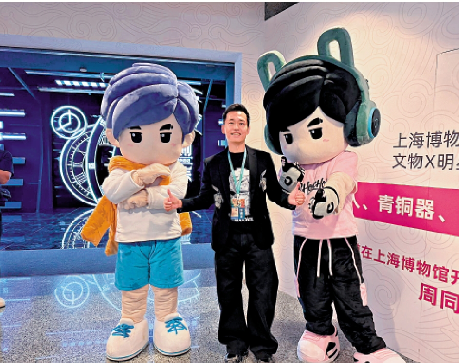 　　圖：賴國輝表示，預期巨星傳奇下半年IP創造及營運收入貢獻優於上半年。/大公報記者李潔儀攝