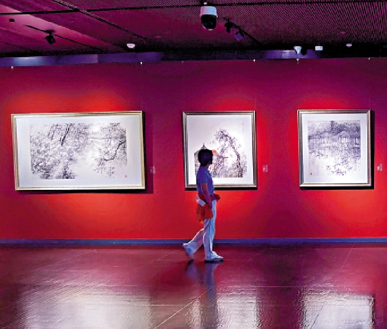 　　圖：「王明明中國古典園林作品展」在國家大劇院藝術館舉行。