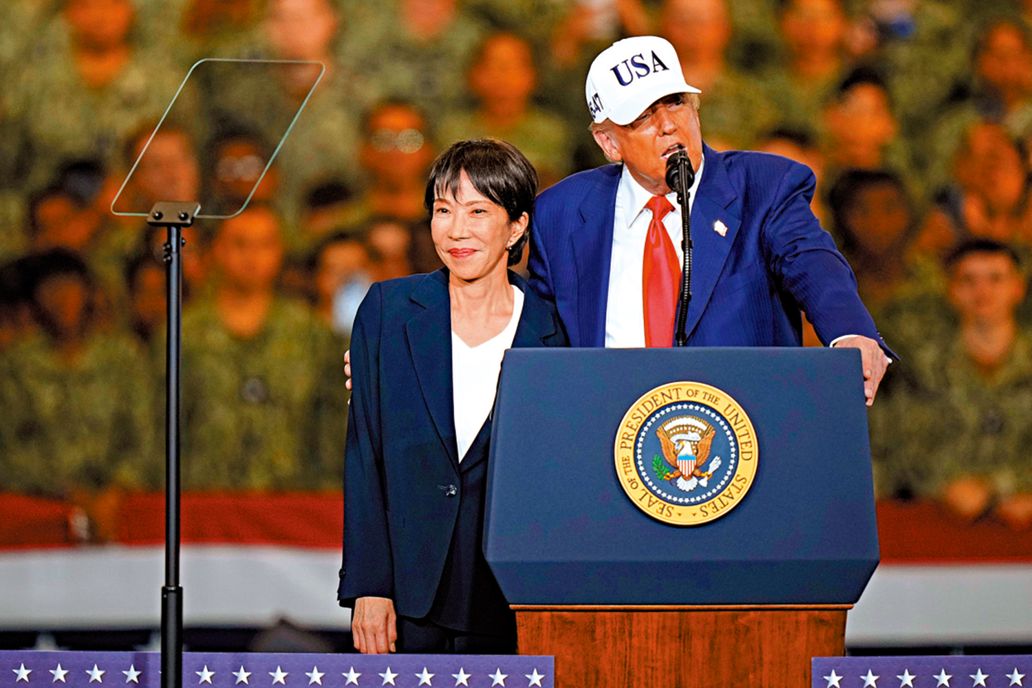 　　圖：特朗普（右）28日與高市早苗會面。\美聯社