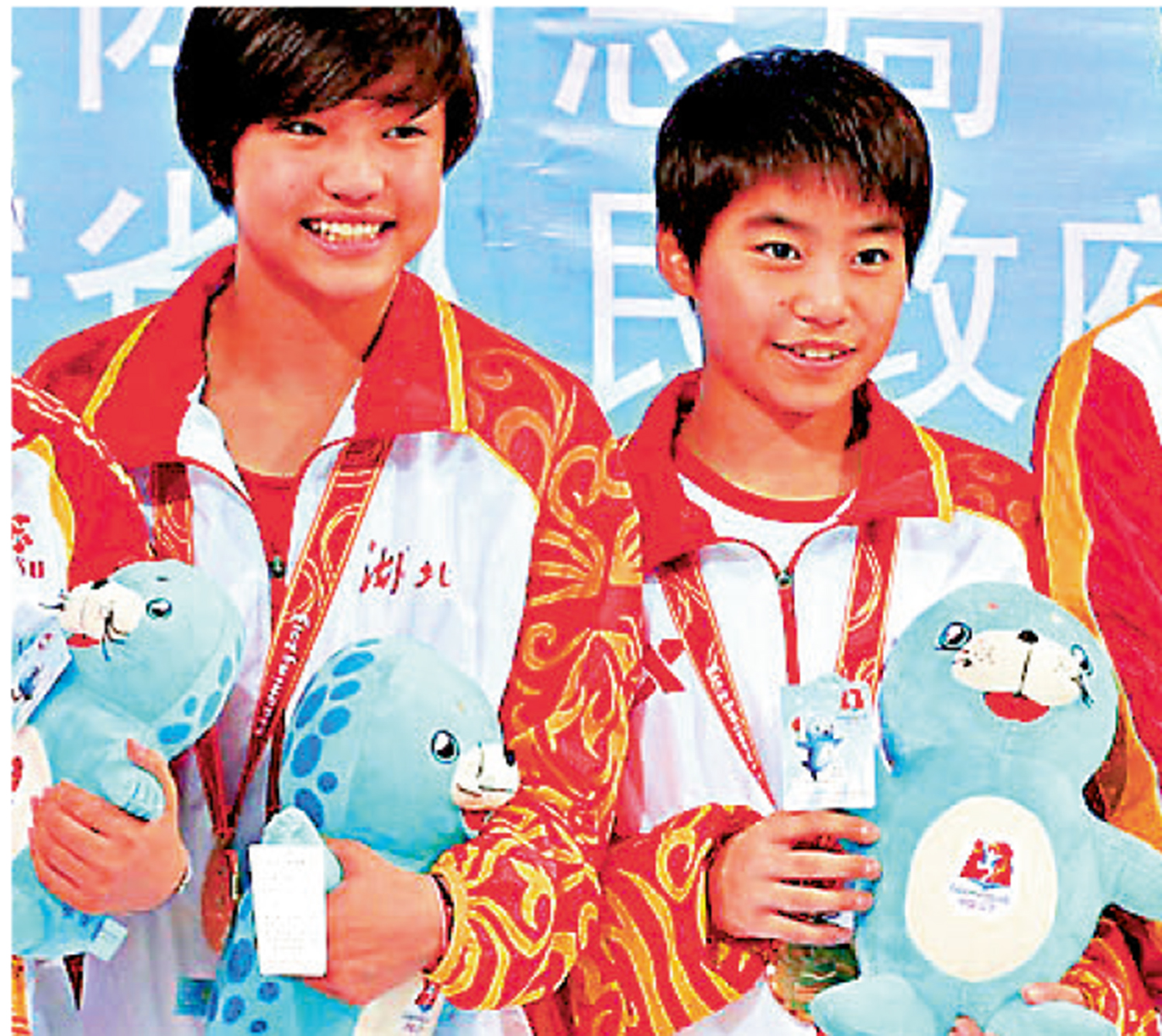 　　圖：2013年第12屆全運會，朱佳名（左）夥拍劉蕙瑕奪得雙人10米台金牌。\資料圖片