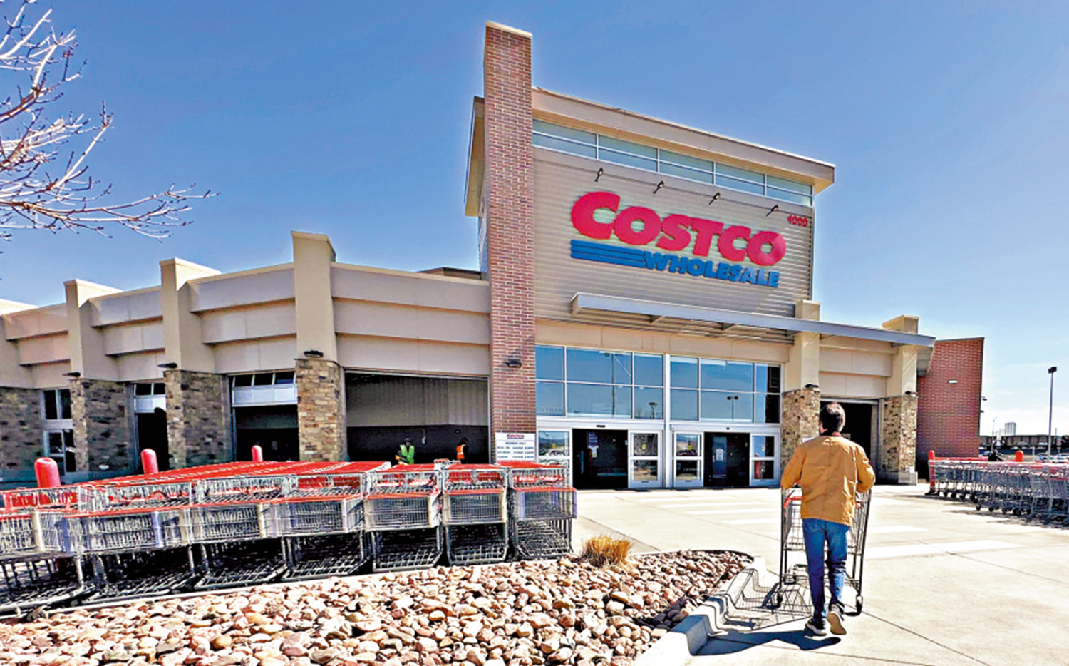 　　圖：科羅拉多州一間Costco超市倉庫外。\美聯社