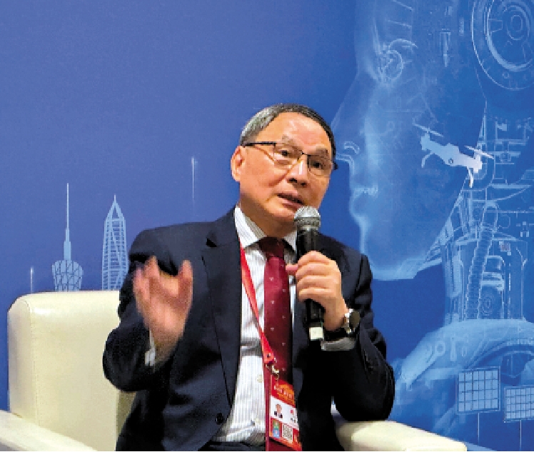 　　圖：香港中文大學（深圳）公共政策學院院長鄭永年認為，大灣區需真正打通城市壁壘。