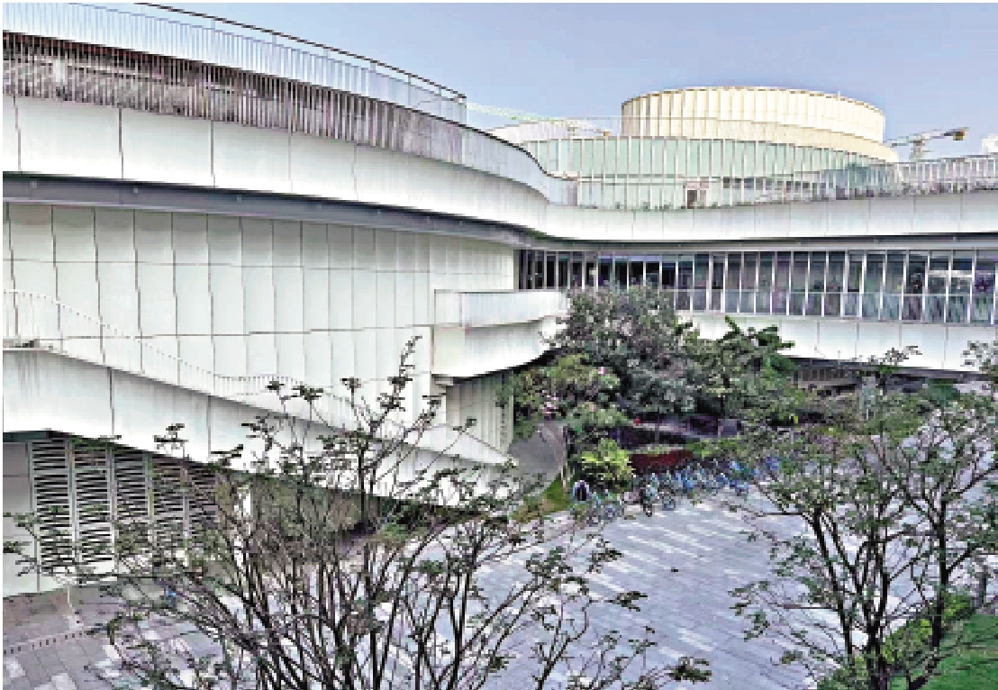 　　圖：香港科技大學（廣州）校園一隅。\作者供圖