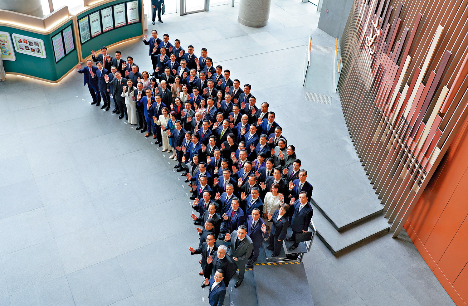 　　圖：新一屆立法會議員已於1月1日宣誓就職。