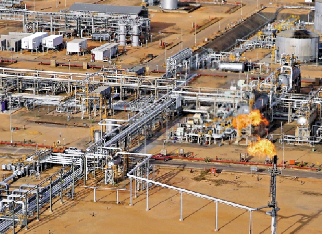 　　圖：委內瑞拉國家石油公司運營的一座重質原油處理廠。\路透社