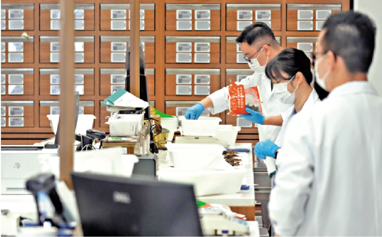 　　圖：中醫醫院有助推動中醫藥專業化。\大公報記者林良堅攝