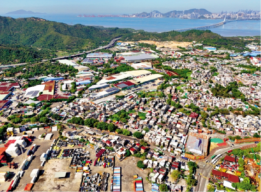 　　圖：陳美寶表示，洪水橋將成為智慧跨境交通運輸物流樞紐。\大公報記者攝