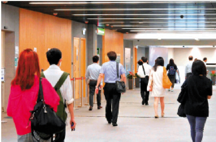 　　圖：議員支持政府標本兼治的改革決心，認為有助提升公務員的警覺性，守護市民利益。