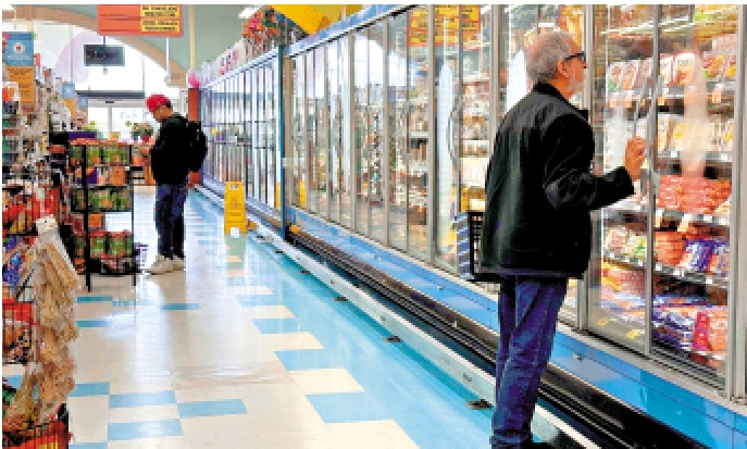 　　圖：地緣政治動盪與就業市場疲軟，成為美國經濟的隱憂。