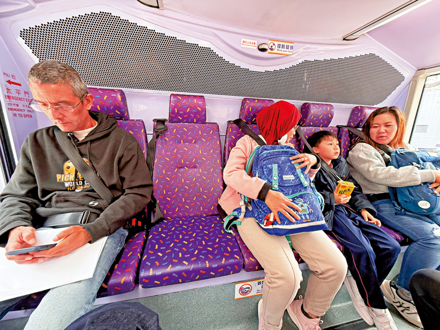 　　圖：乘客普遍認同佩戴安全帶可保障安全。